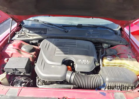 2015 Dodge Challenger Sxt Plus z USA, uszkodzony, nr VIN 2C3CDZBG3FH913618